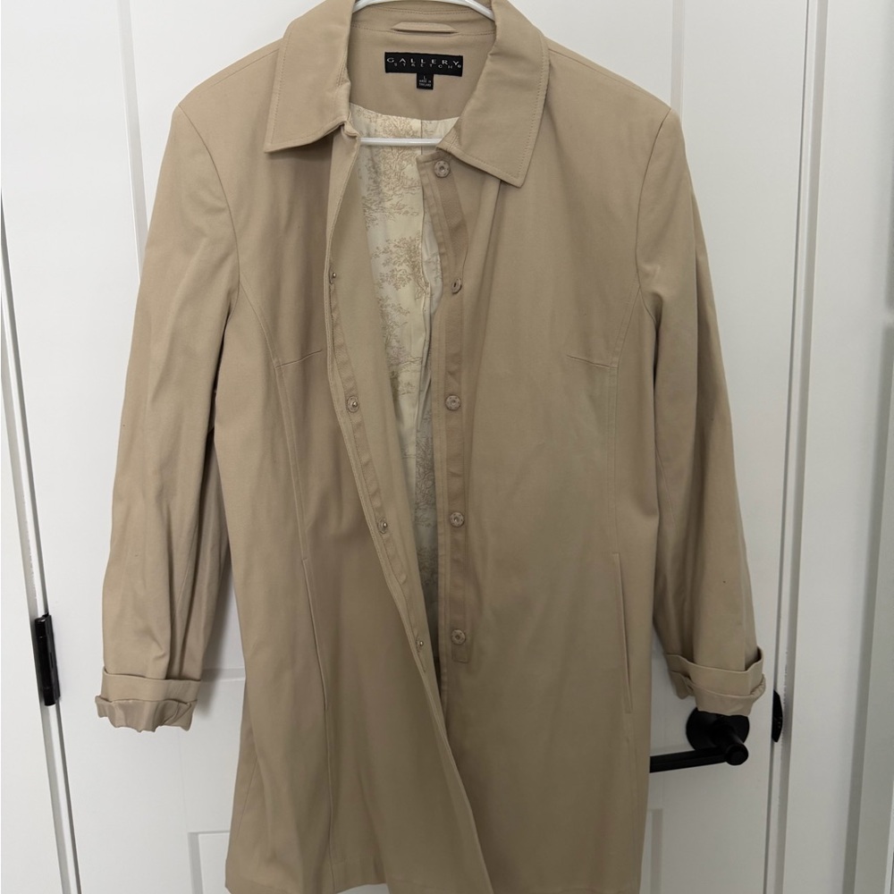 Gallery Women's Tan Trench Coat